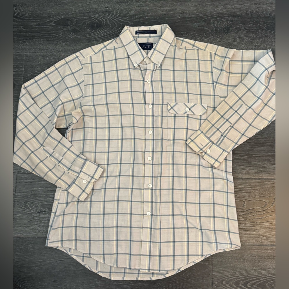 Vintage Levi's Light Cream Button-Up Shirt with Blue & yellow Plaid